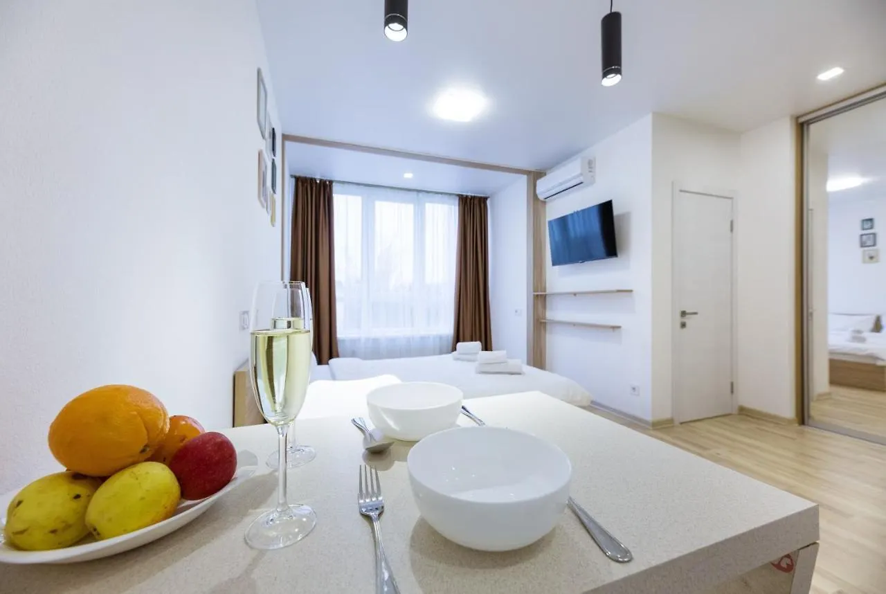 קייב Nyvky Like Home - Studio - Apt 40 Apt 46 דירה