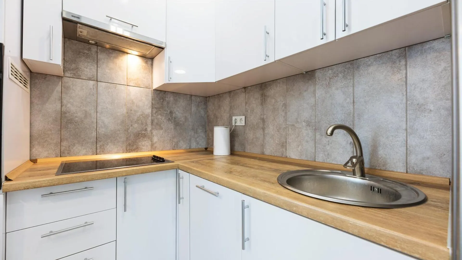 קייב Nyvky Like Home - Studio - Apt 40 Apt 46 0*,  אוקראינה